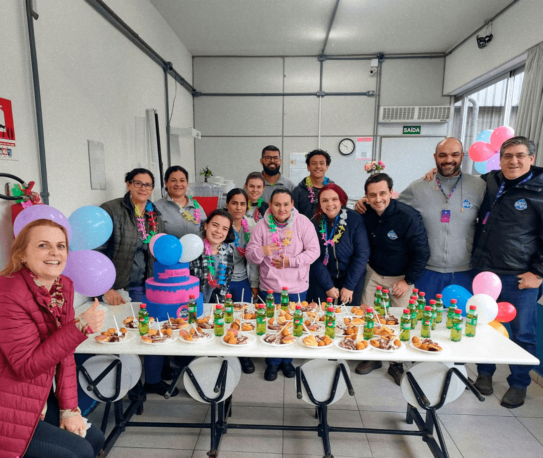 Aniversariantes do mês Gota Limpa
